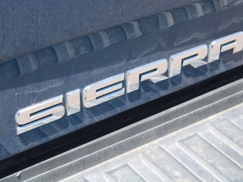Used 2019 GMC Sierra 2500 SLT AWD/4WD image 9