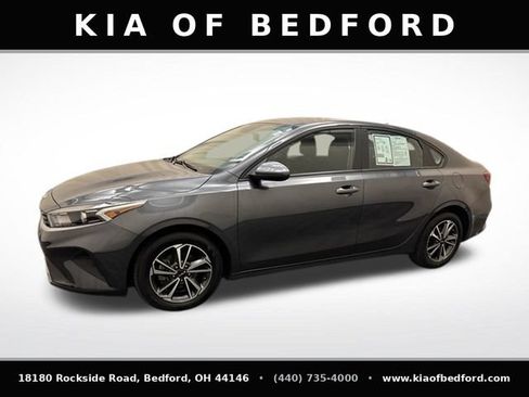 Certified 2023 Kia Forte LXS FWD image 9