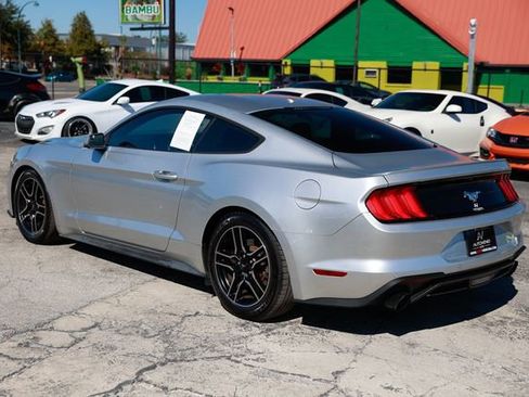 Used 2019 Ford Mustang Premium image 7