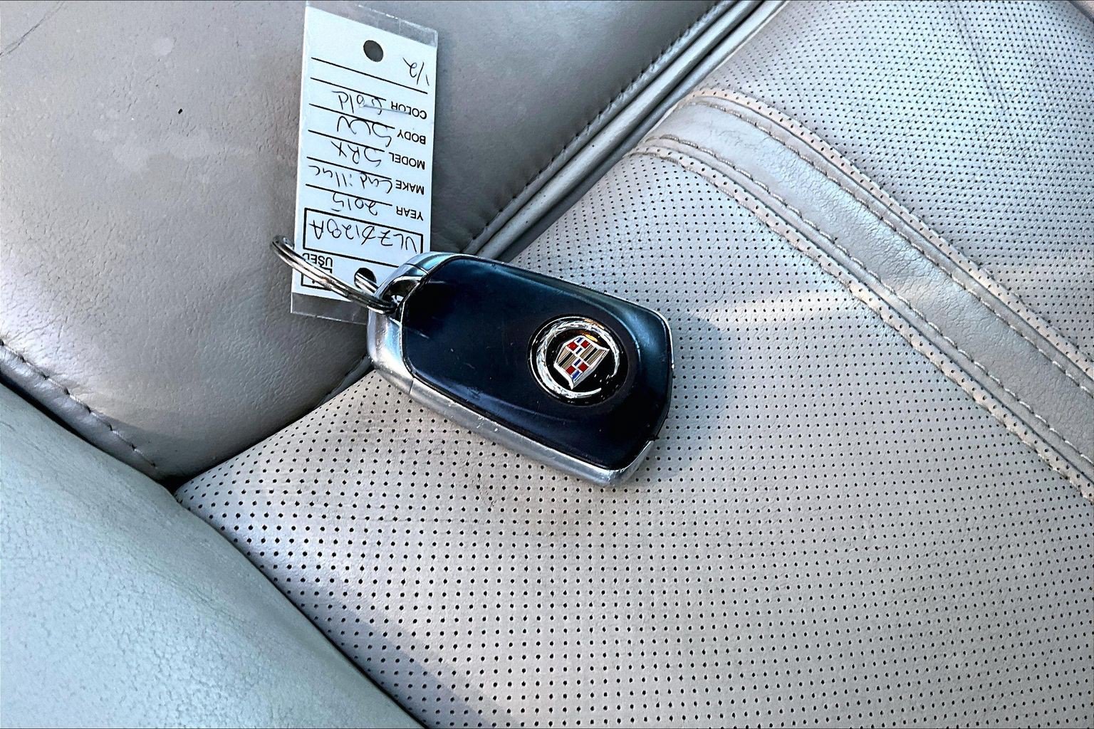 Used 2015 Cadillac SRX Luxury w/ Driver Awareness Package FWD image 34