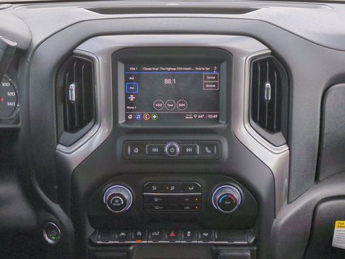 New 2025 Chevrolet Silverado 1500 Custom image 16