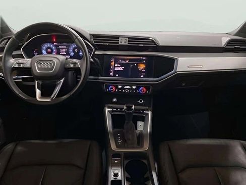 Used 2020 Audi Q3 2.0T Premium w/ Convenience Package image 16