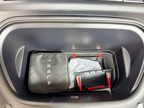 Used 2022 Tesla Model Y Performance image 27