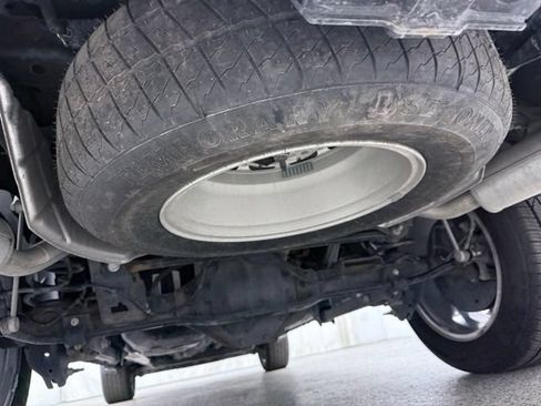 Used 2023 RAM 1500 Laramie AWD/4WD image 18