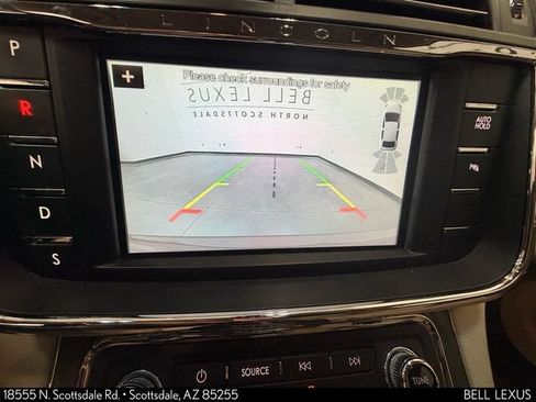 Used 2018 Lincoln Continental Select FWD image 25