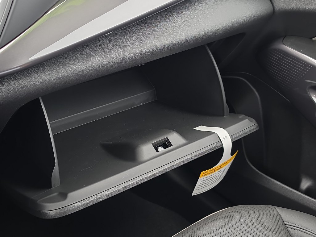 New 2026 Chevrolet Trax ACTIV w/ Driver Confidence Package FWD image 31