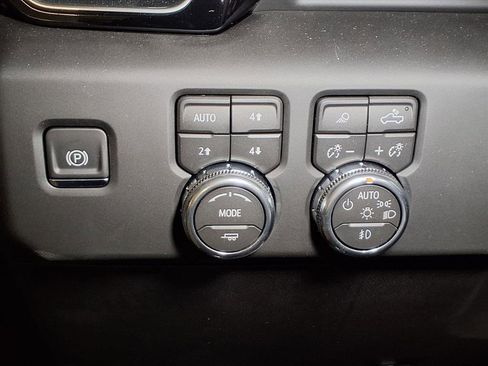 New 2026 GMC Sierra 1500 Denali w/ Technology Package image 16