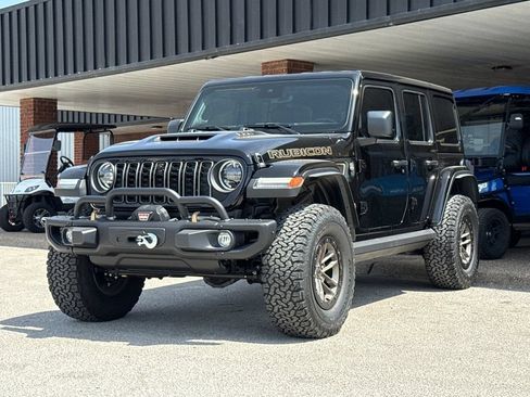 Used 2024 Jeep Wrangler Unlimited Rubicon 392 AWD/4WD image 3