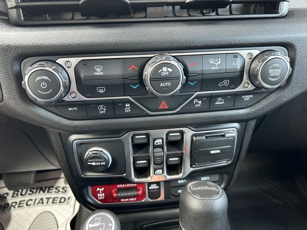 New 2026 Jeep Gladiator Sport AWD/4WD image 15