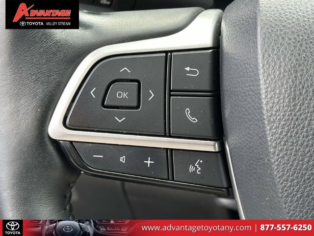 Used 2024 Toyota Highlander Platinum AWD/4WD image 26