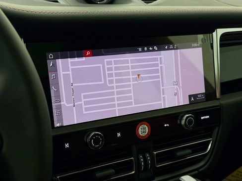 New 2026 Porsche Macan image 19