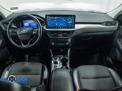 Used 2023 Ford Escape SE image 26