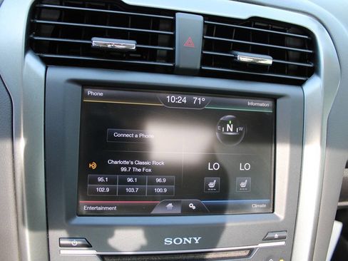 Used 2014 Ford Fusion Titanium image 23