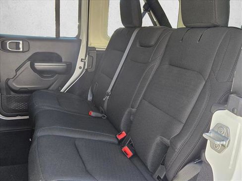 Used 2020 Jeep Wrangler Unlimited Sport S image 18