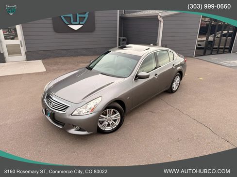 Used 2015 INFINITI Q40 AWD w/ Navigation Package image 2