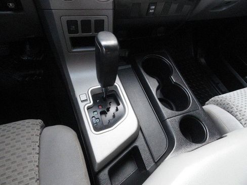 Used 2013 Toyota Tundra 4x4 Double Cab w/ TRD Off-Road Pkg image 15