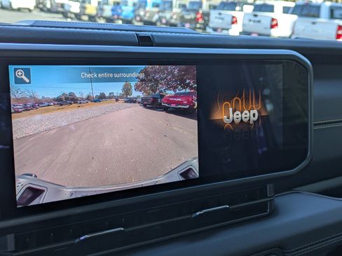 New 2026 Jeep Gladiator Sport image 23