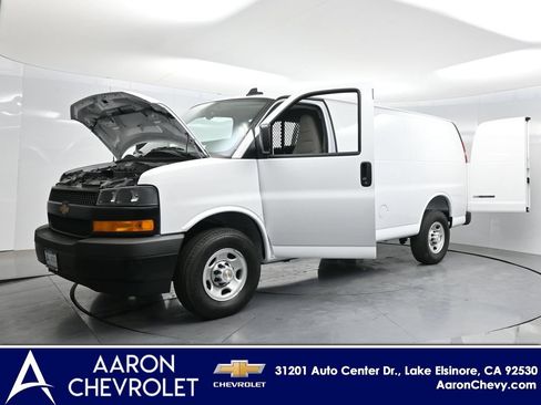 New 2026 Chevrolet Express 2500 w/ Driver Convenience Package RWD image 40