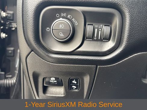 Used 2019 RAM 1500 Big Horn RWD image 10