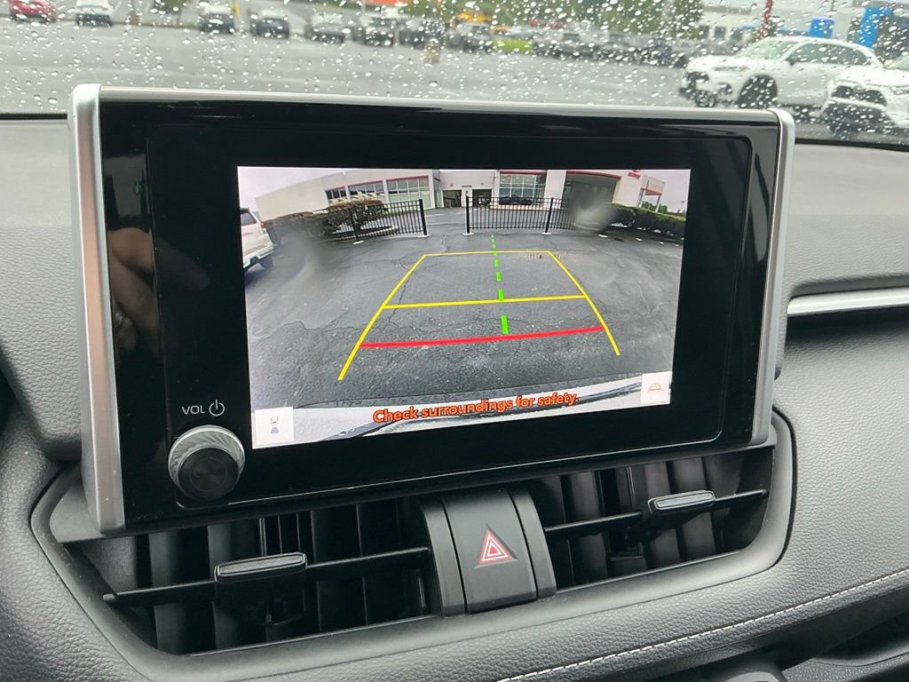 Certified 2023 Toyota RAV4 LE AWD/4WD image 24