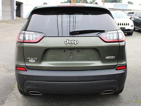 Certified 2021 Jeep Cherokee Latitude Lux w/ Sun & Sound Group AWD/4WD image 8