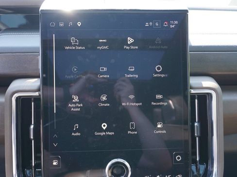 Used 2026 GMC Yukon XL Denali Ultimate AWD/4WD image 18