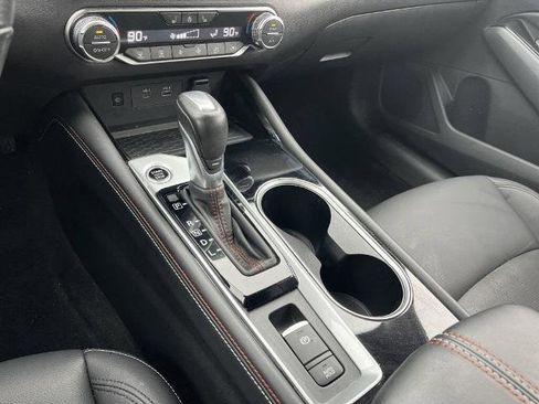 Certified 2024 Nissan Altima 2.0 SR image 9