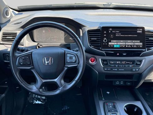 Certified 2025 Honda Ridgeline Sport image 31