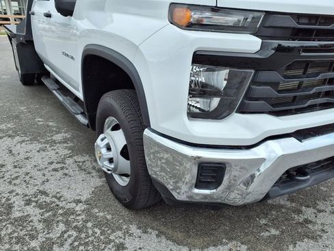 Used 2025 Chevrolet Silverado 3500 W/T w/ WT Convenience Package AWD/4WD image 26