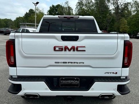 Used 2024 GMC Sierra 1500 AT4 w/ Technology Package image 3