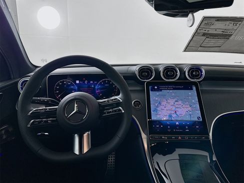 New 2026 Mercedes-Benz GLC 300 image 25