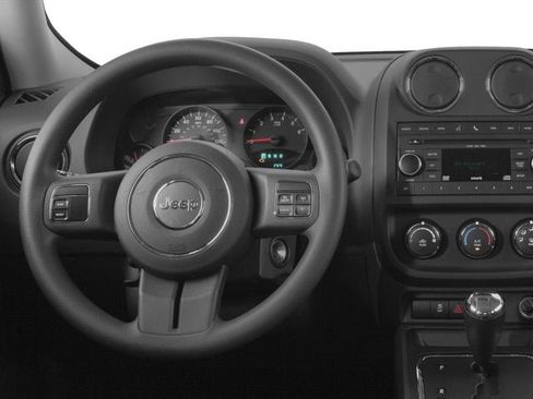 Used 2016 Jeep Patriot Sport w/ Power Value Group FWD image 6