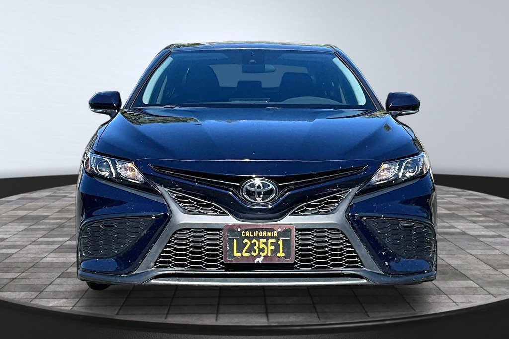 Used 2022 Toyota Camry SE w/ Carpet Mat Package (TMS) FWD image 27