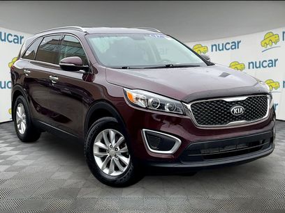 Used 2017 Kia Sorento LX w/ LX Convenience Package