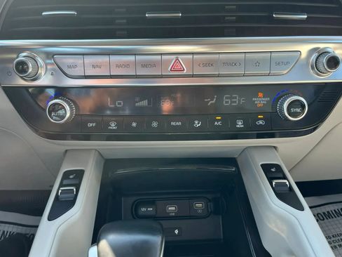 Used 2022 Kia Telluride S AWD/4WD image 42
