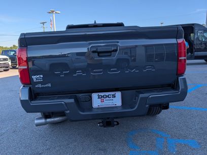 New 2025 Toyota Tacoma SR5