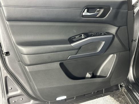 Used 2022 Nissan Pathfinder SL w/ Cargo Package image 33