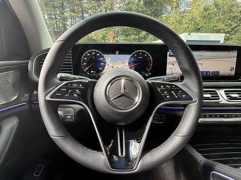 New 2026 Mercedes-Benz GLE 450 4MATIC image 37