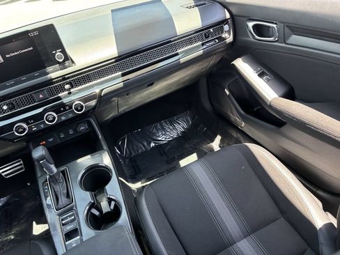 Certified 2025 Honda Civic Sport image 14