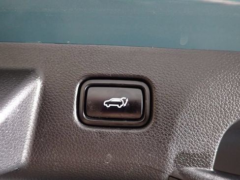Used 2025 Kia Seltos SX AWD/4WD image 17