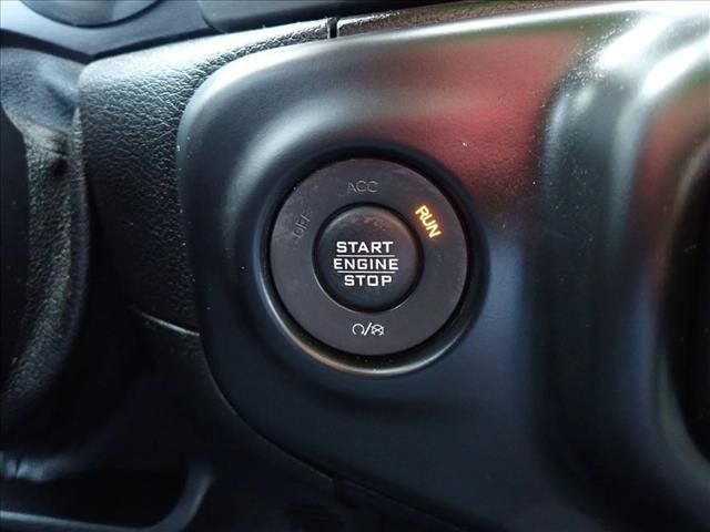 Used 2018 Jeep Wrangler Unlimited Sahara w/ Cold Weather Group AWD/4WD image 22