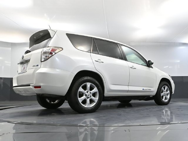 Used 2012 Toyota RAV4 EV FWD image 42