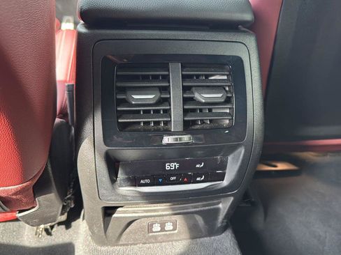 Used 2023 BMW X4 xDrive30i w/ Premium Essential Package AWD/4WD image 26