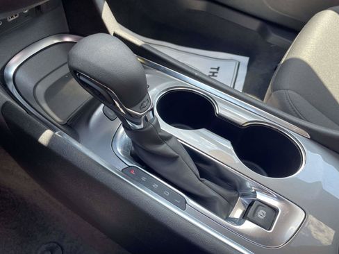 Used 2024 Chevrolet Malibu LT FWD image 15
