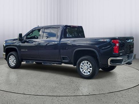 Used 2024 Chevrolet Silverado 2500 LTZ AWD/4WD image 7