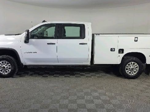 Used 2022 Chevrolet Silverado 2500 W/T w/ WT Fleet Convenience Package AWD/4WD image 6