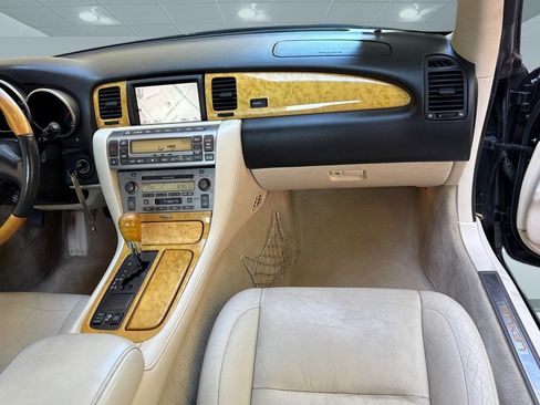 Used 2003 Lexus SC 430 Convertible RWD image 29