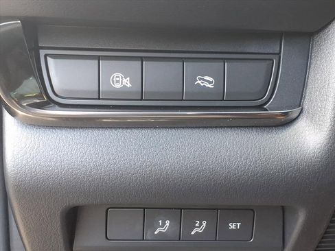 Used 2025 MAZDA CX-30 AWD 2.5 S w/ Preferred Package image 18