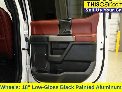 Used 2022 Ford F250 Platinum w/ Tremor Off-Road Package image 30