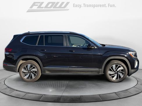 Used 2025 Volkswagen Atlas SEL image 8